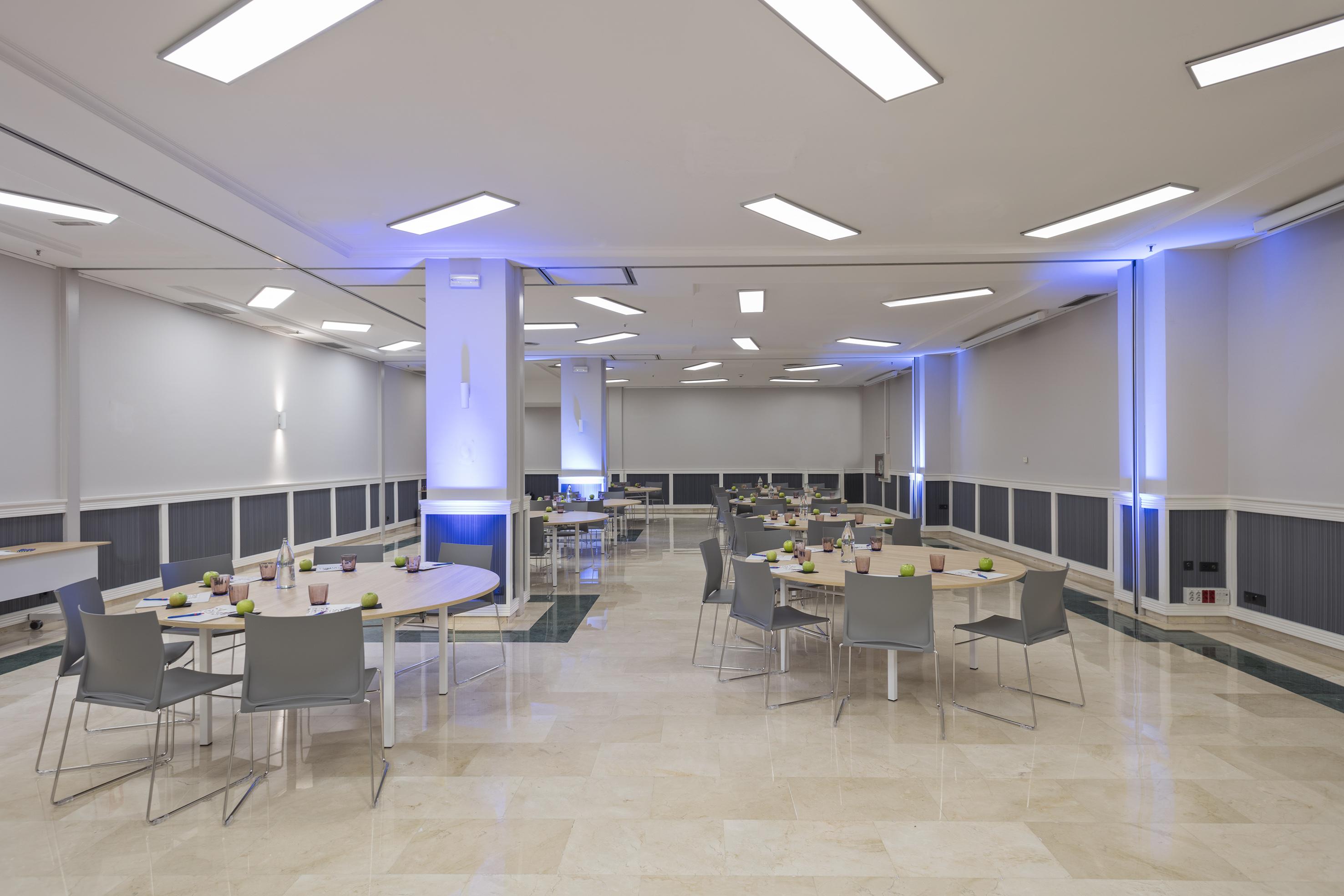 Innside By Melia Barcelona Apolo Exterior photo