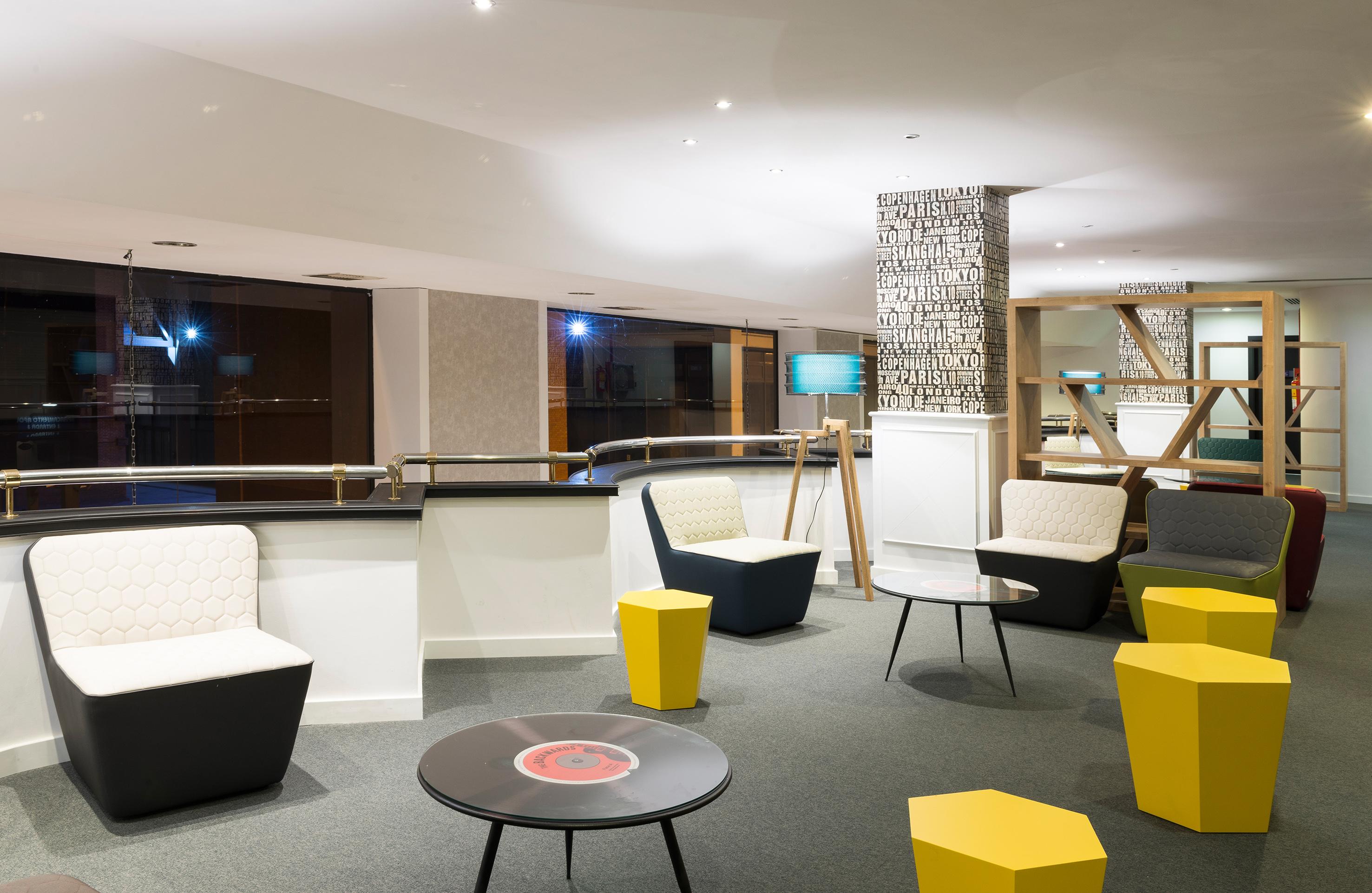Innside By Melia Barcelona Apolo Exterior photo