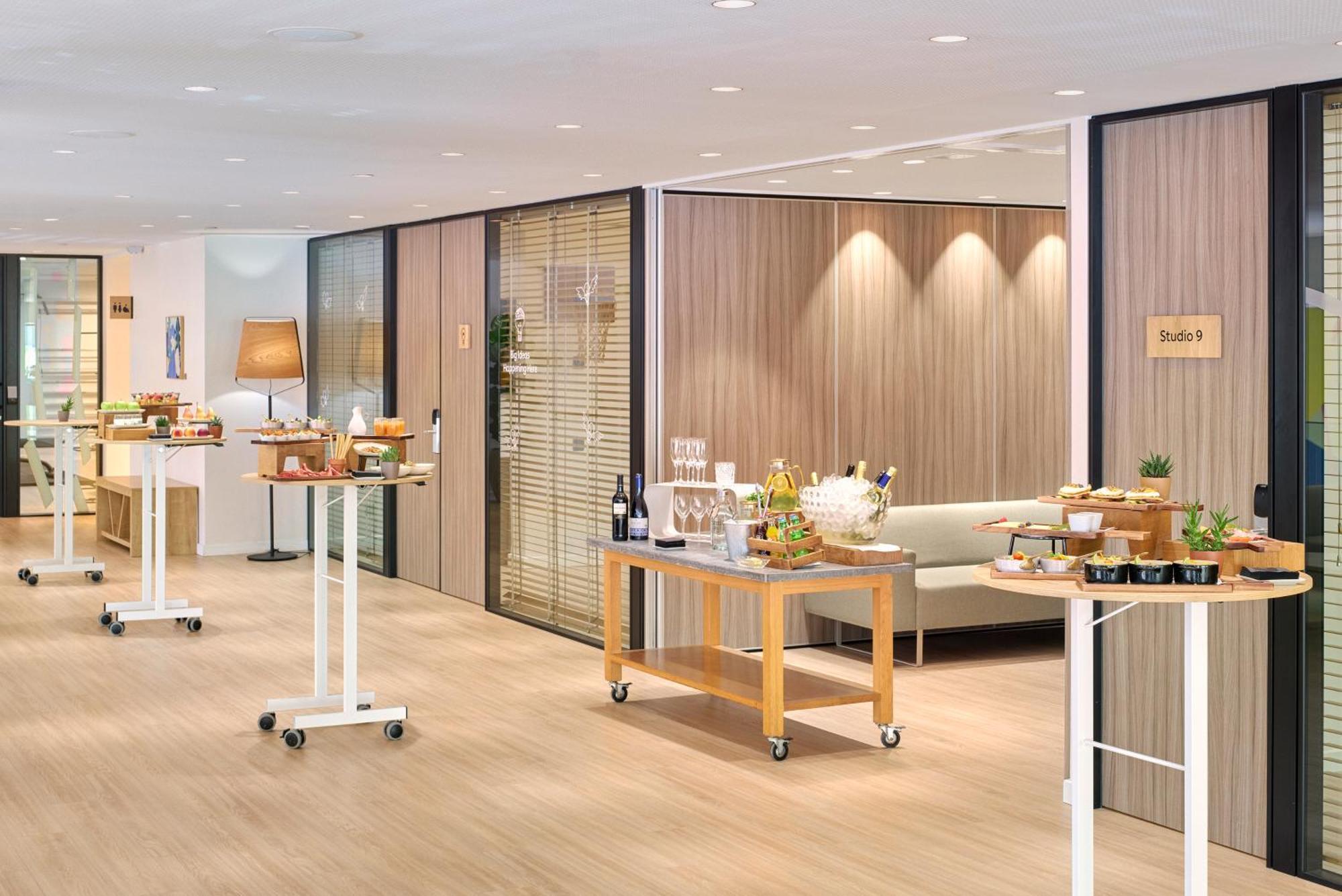 Innside By Melia Barcelona Apolo Exterior photo