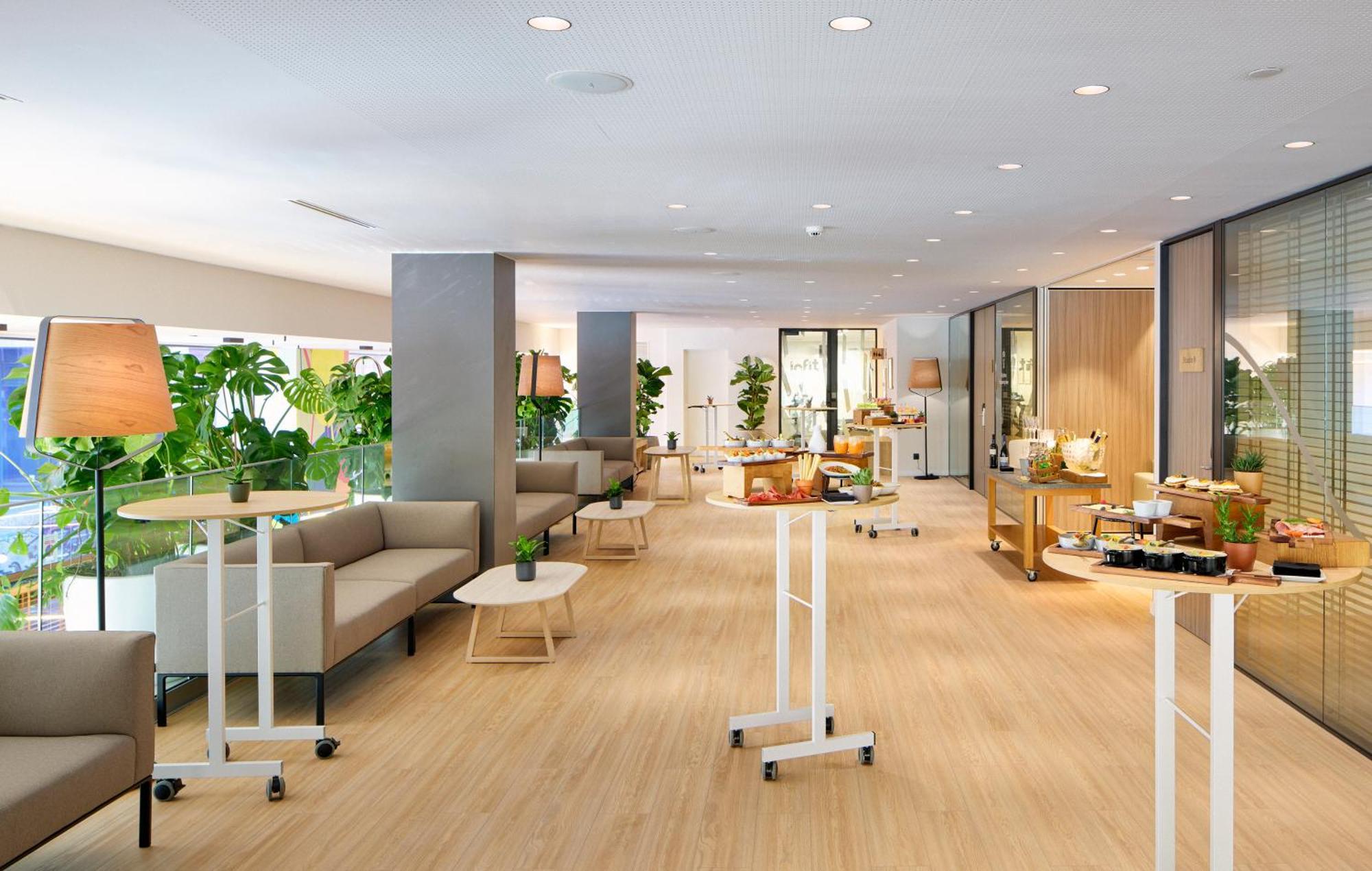 Innside By Melia Barcelona Apolo Exterior photo
